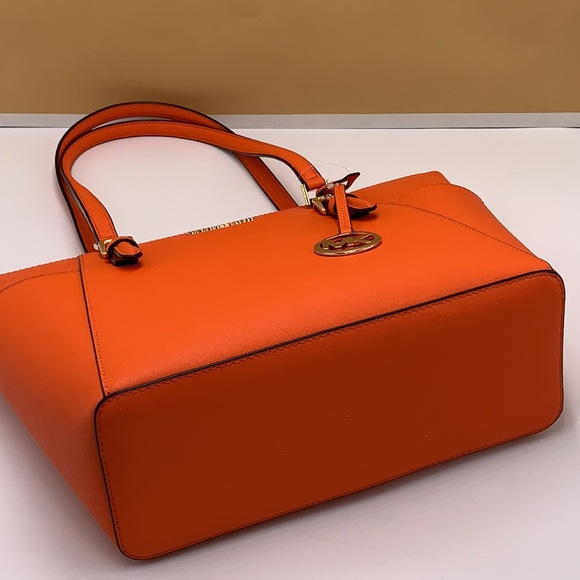 MICHAEL KORS Jet Set Large Crossgrain Leather Top-Zip Charlotte Tote Bag… - Picture 14 of 14